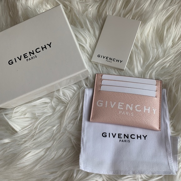 ✨ NWT ✨ GIVENCHY CARD HOLDER - Picture 2 of 4